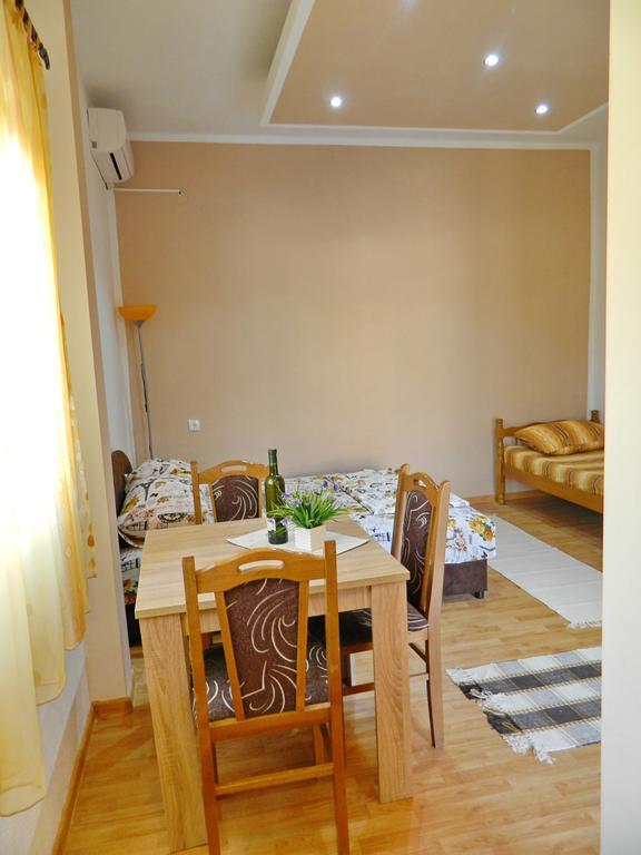 Apartmani Kosjerina Trebinje Exterior foto