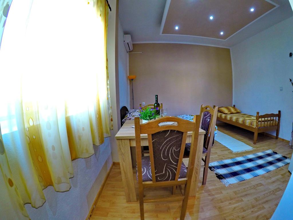 Apartmani Kosjerina Trebinje Exterior foto