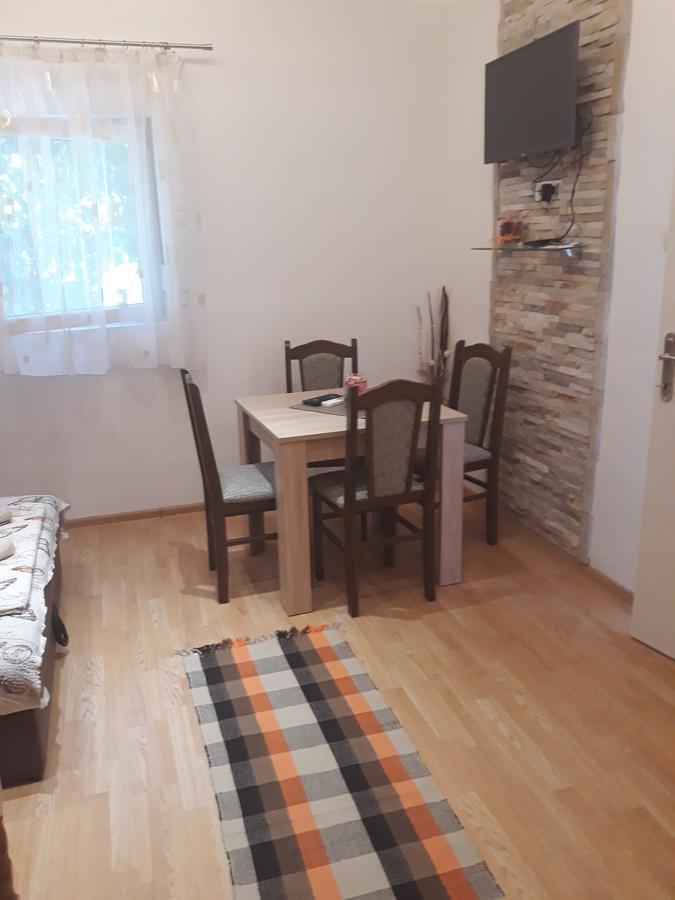 Apartmani Kosjerina Trebinje Exterior foto