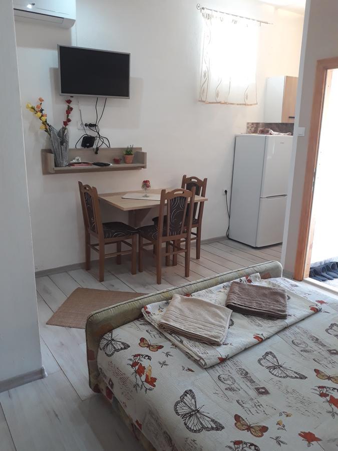 Apartmani Kosjerina Trebinje Exterior foto