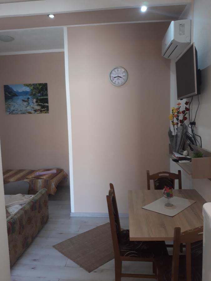 Apartmani Kosjerina Trebinje Exterior foto